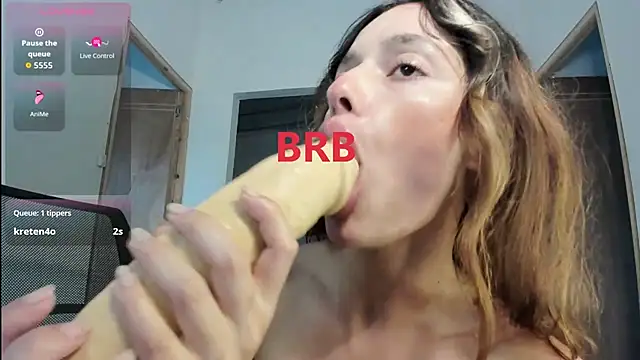 Karenarango - tits with drops off milk