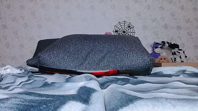 Miay_here_ - 1 finger up the ass