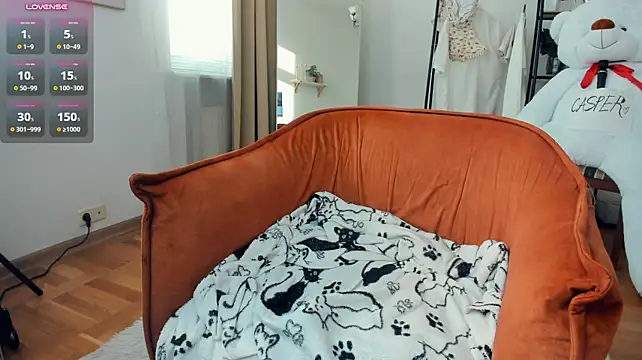 FaaBinaa - let you warm my pussy up with a controll