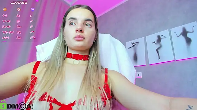 Donna_Evans - flash asshole