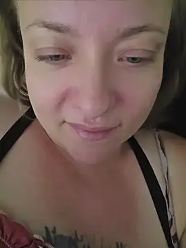 Julimonroe - Panties off & oil ass 😈