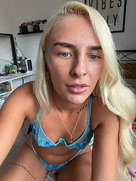 Millymae_ - Use big dildo😛