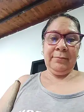 Victoria_wayne - remover bragas