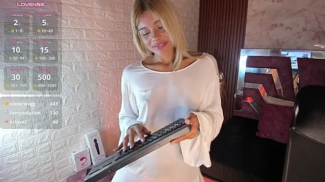 Hot_cupid01 - Full naked + control lush and hush 10 mi