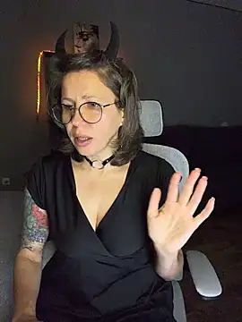 LinaMalinaz - to spoil me