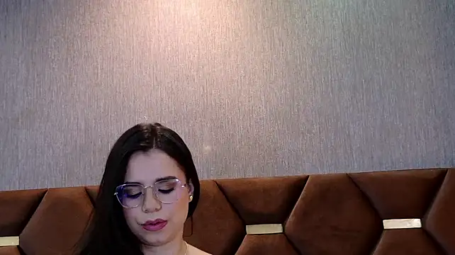 ThaniaJones - Slide your cock into my juicy pussy 🔥