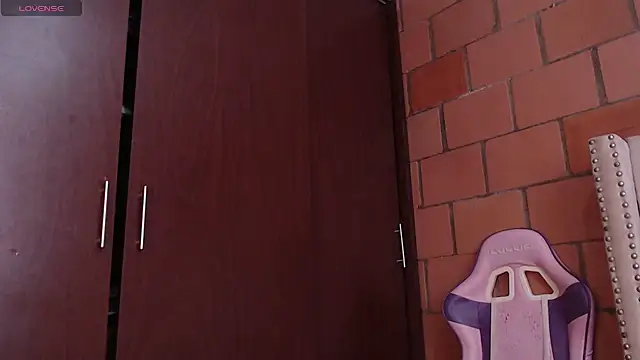 Khloesweet33 - squirt