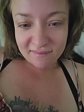 Julimonroe - Panties off & oil ass 😈