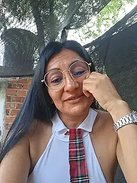 Maturexxxnaughty - A lollipop in my ass, and I suck on it.