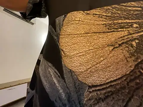 MaYaa__11 - dance nude on gulabi saree