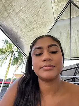 NayTorres - OFF PANTY SPANK ASS X 5 IN PUBLIC