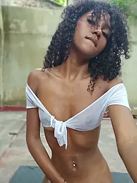 Lucia_Mcfly - 50 SQUATS NAKED + Toy control x2mn🕹️