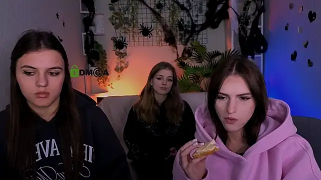 Lisa_dark_ - slap ass in panties
