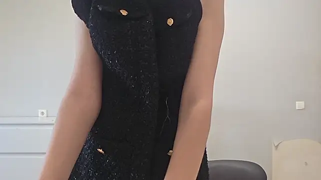 ChrystalAlma - sexy pose