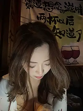Yomi009 - 户外茶馆小穴特写😳