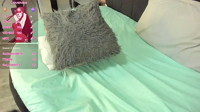 Aurora__23 - Rub clit👅