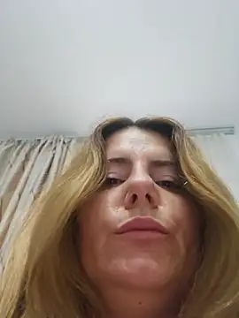 KarlyGray10 - Make me shake ass on your face