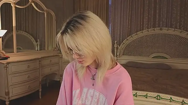 MercedezTimbs - Become a kitty + say meow