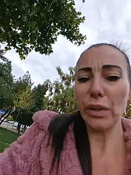 Milflovelyxxx