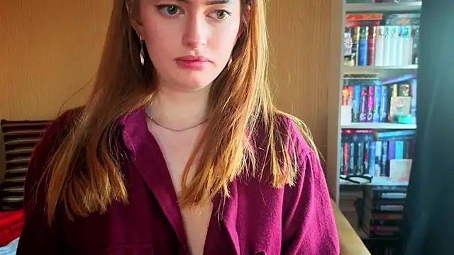 EmiliaCouple - oil on breasts