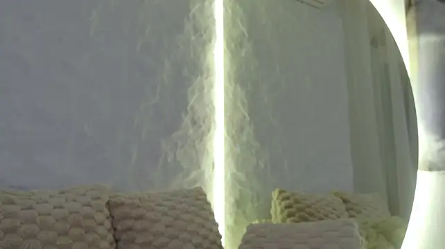 Moniqque - Naughty video for last tipper