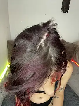 Aur0raallure - Live Squirt🫠💦🔥