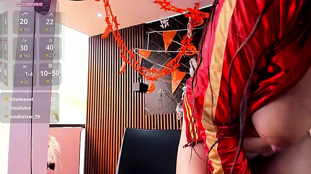 Holly_22 - milk show in pussy + domi 3 min