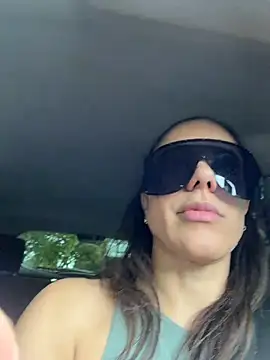 ViolettLuxe - Make Me feel Wet