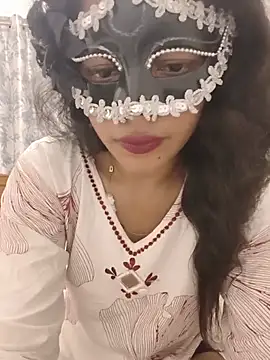 ITEM_BOM - Show boobies ❤️❤️‍🩹