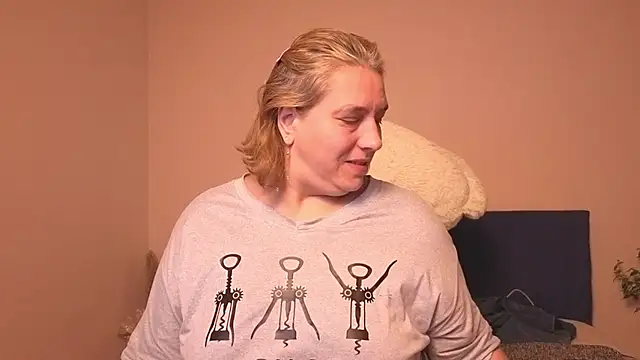 Bbw_Goddes - make my pussy happy)squirt in leggings?