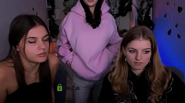Lisa_dark_ - slap ass in panties