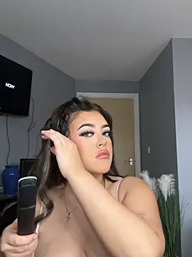 Goddess-Princesss - Boobs out 😈