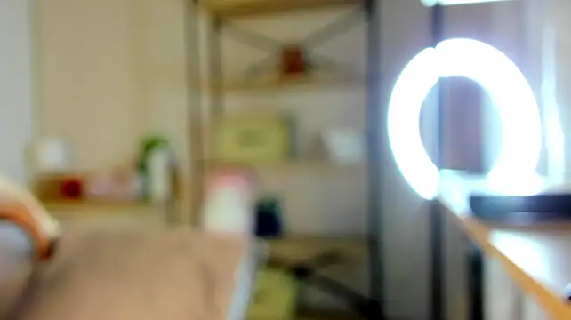 DarleenWarrior - Shake naked booty