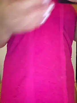 AngelKavee - Boobs show