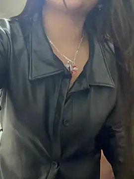 _Sarah-Office1 - 20 Spanks For My Juicy Booty 🍑