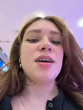 Lucy-joy - remove my panties IN the FITTING ROOM