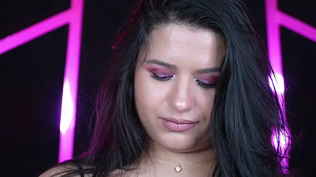 EssenaMonroe - Last Tipper Gets 8 Min Of Lush Control