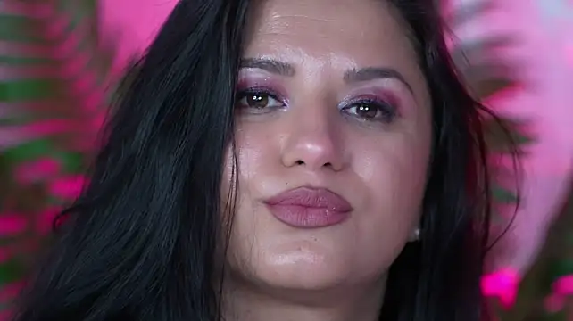 EssenaMonroe - Last Tipper Gets 8 Min Of Lush Control