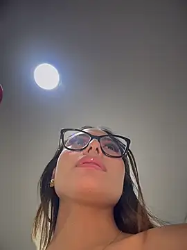 Amira_cute2