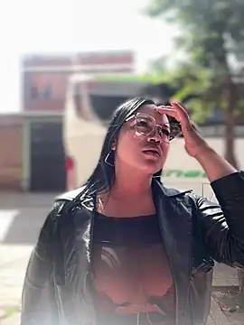 Outdoors-Mia_Khalifa - breasts exposed with drool