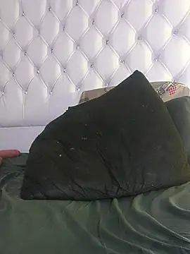 Brendamaz - HI MY SEXY MAID BRENDA 🎃