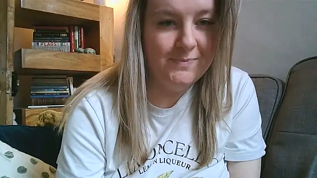 Lola-May - NAUGHTY VIDEO IN PM (last tipper)