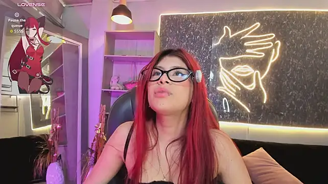 Zoeecarter_ - 🍑🍆TWO FINGERS IN MY ASS 🍑🍆