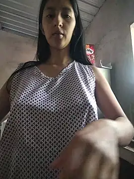 LauraMontaii - Vibrate the Lush for 1 minute