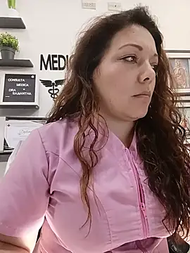 SAMANTHA--02 - I leave my wet panties in my boss's offi