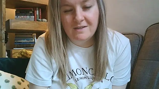 Lola-May - NAUGHTY VIDEO IN PM (last tipper)