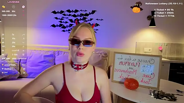 LittleForestELF2 - oil boobs