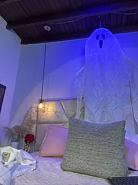 LilieSnow - MISSIONARY FUCK CREAMY WET