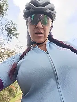 LAPOTRA_04 - get those tits out🤤