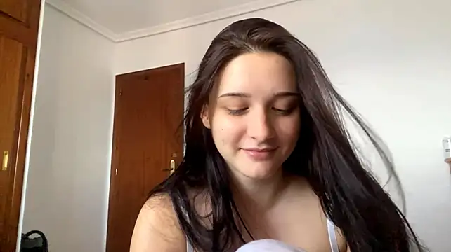 RoseDiebol - take off one's bra🥵🥵